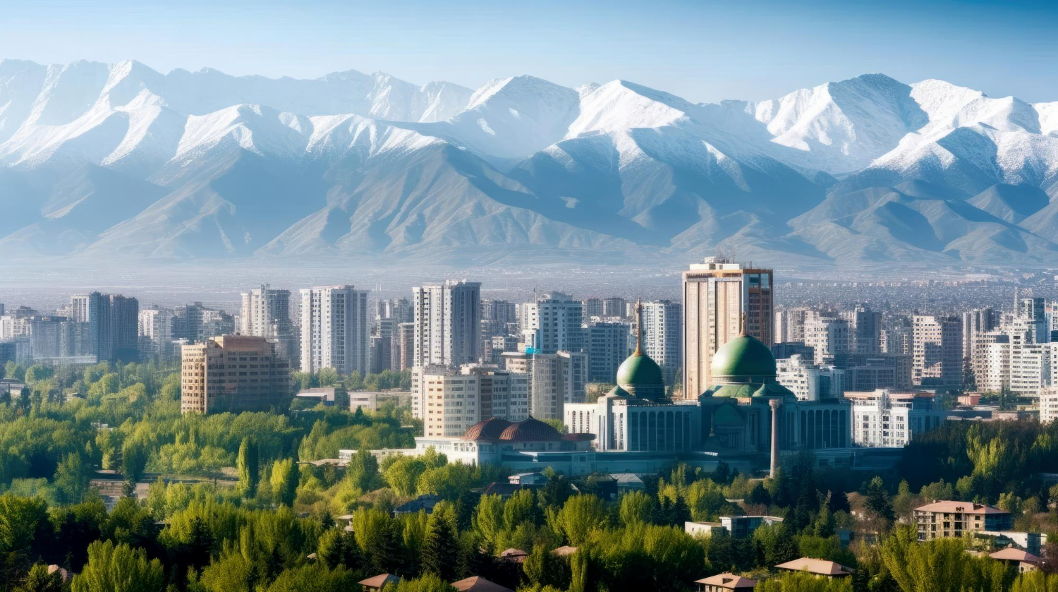 Алматы, город, окутанный величественными горами и дышащий историей