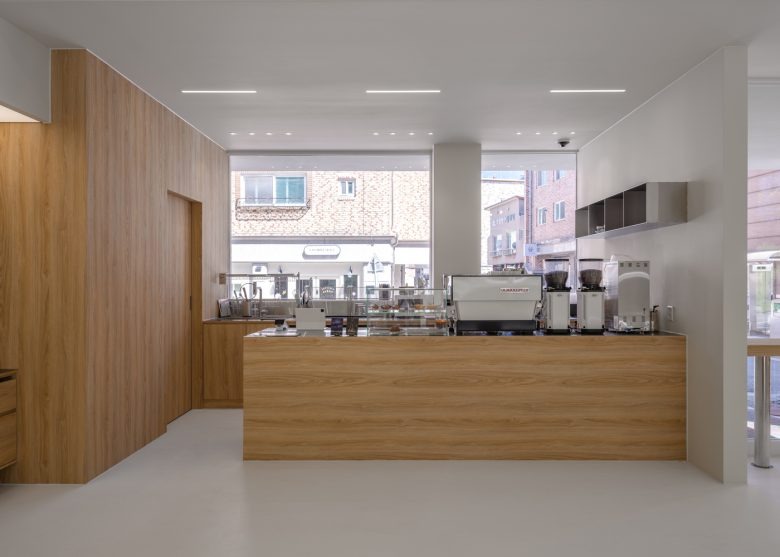 Барная стойка с кофемашинами Prompt Café