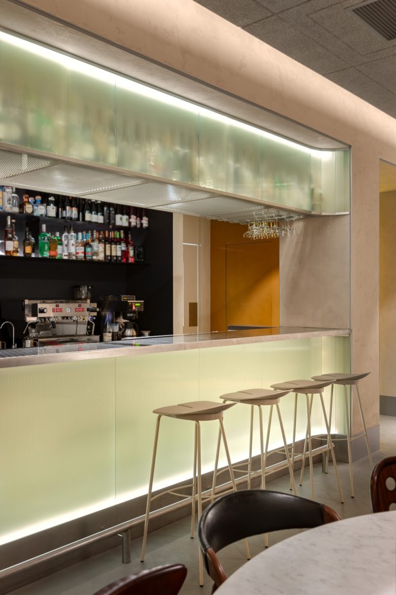 Барная стойка с подсветкой Māsa