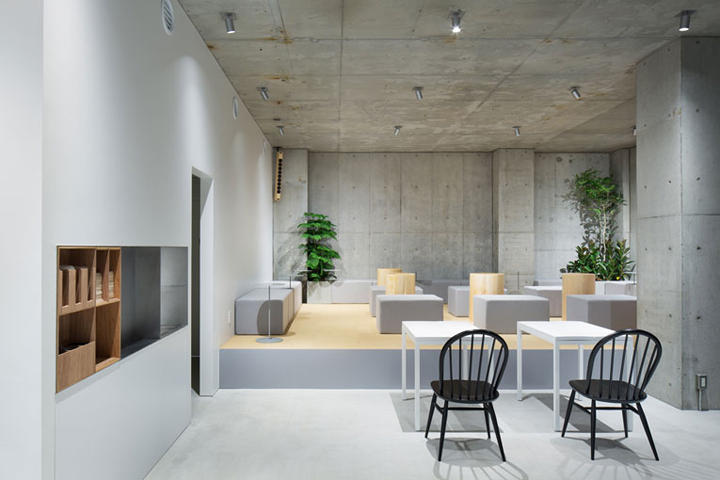 Оригинальное оформление кафе Blue Bottle от Schemata Architects в Японии