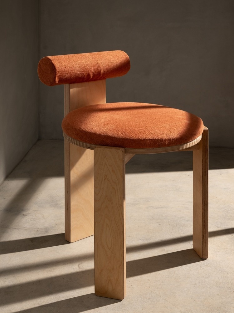 Деталь стула и текстуры Peckish Bakery