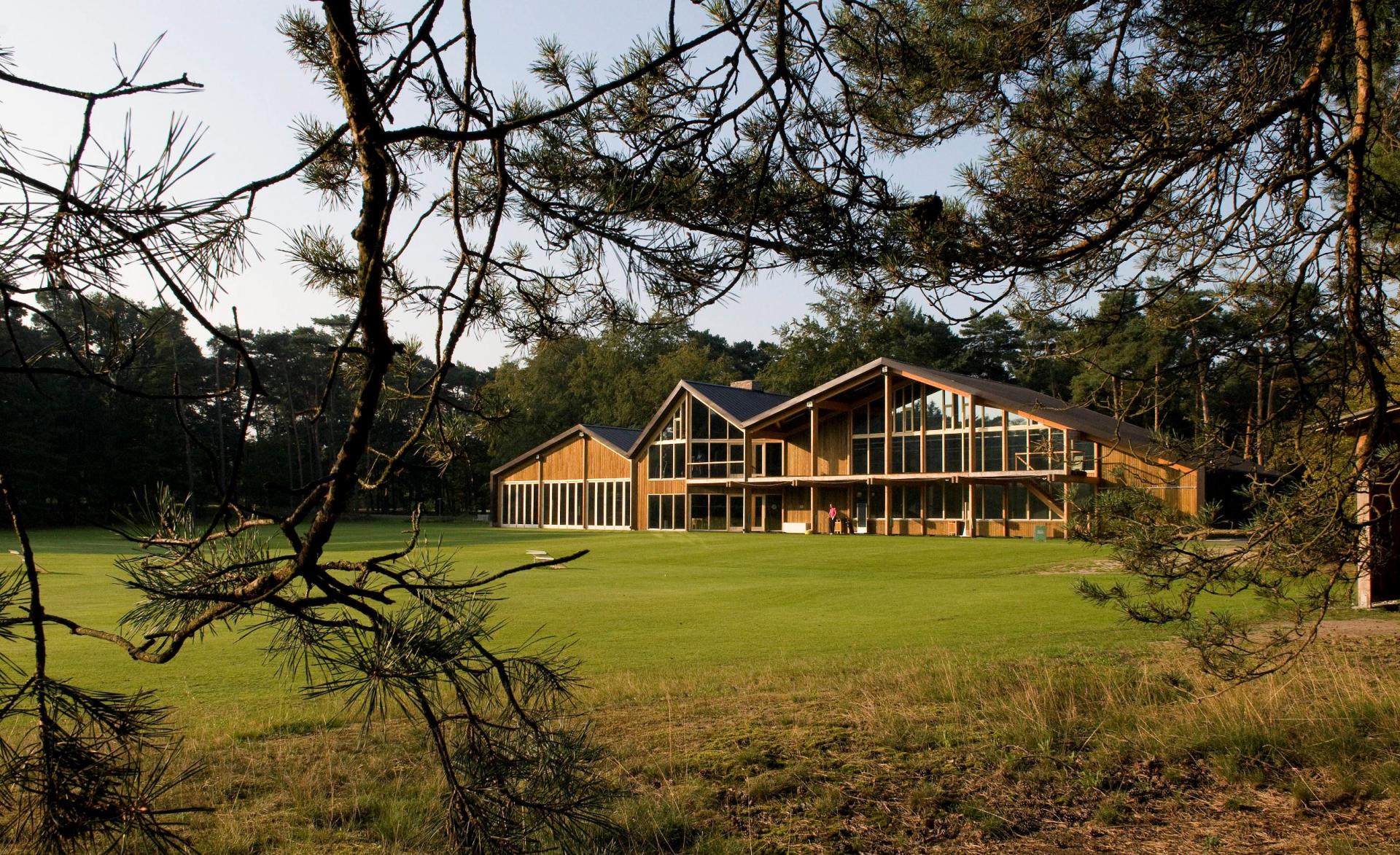 Ландшафтный дизайн гольф-центра в лесах Брабанта