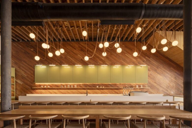 Интерьер кафе общий вид Espacio Cafetero