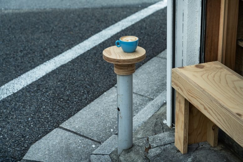 Кофе на уличной стойке LIGHT UP COFFEE