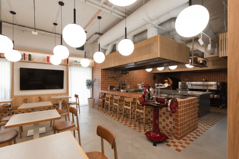 Кулинарная зона Pizza Academy Bidfood с открытой кухней