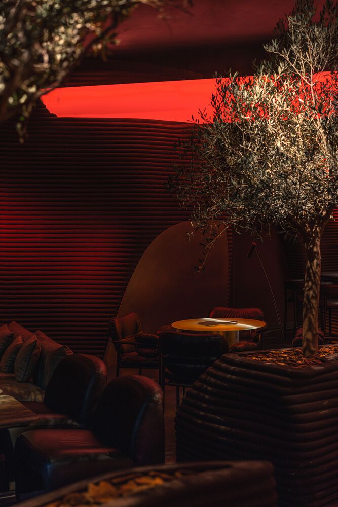 MYATA Platinum Lounge и ресторан
