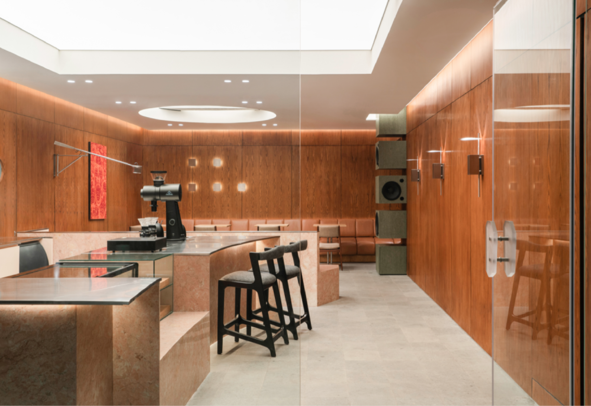 Общий вид интерьера кафе TWO THIRDS café