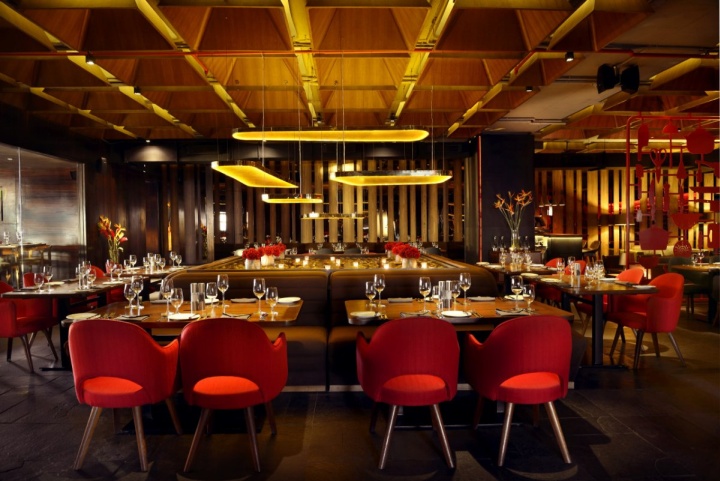 Красивый дизайн интерьера ресторана The Tower Kitchen в Индии