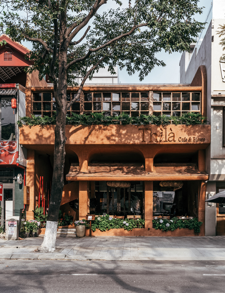 ThiLa Bistro & Café в Дананге