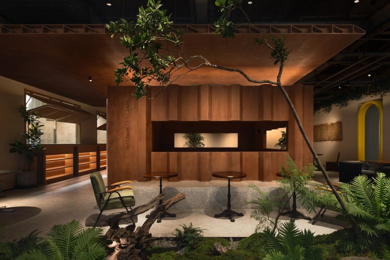 Зона отдыха с деревом и столиками Tiana Factory