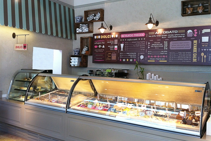 Респектабельный интерьер кафе-мороженого Afogto в Израиле