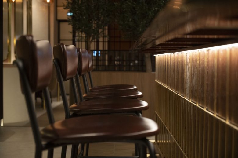 барные стулья Jones Social в Дубае