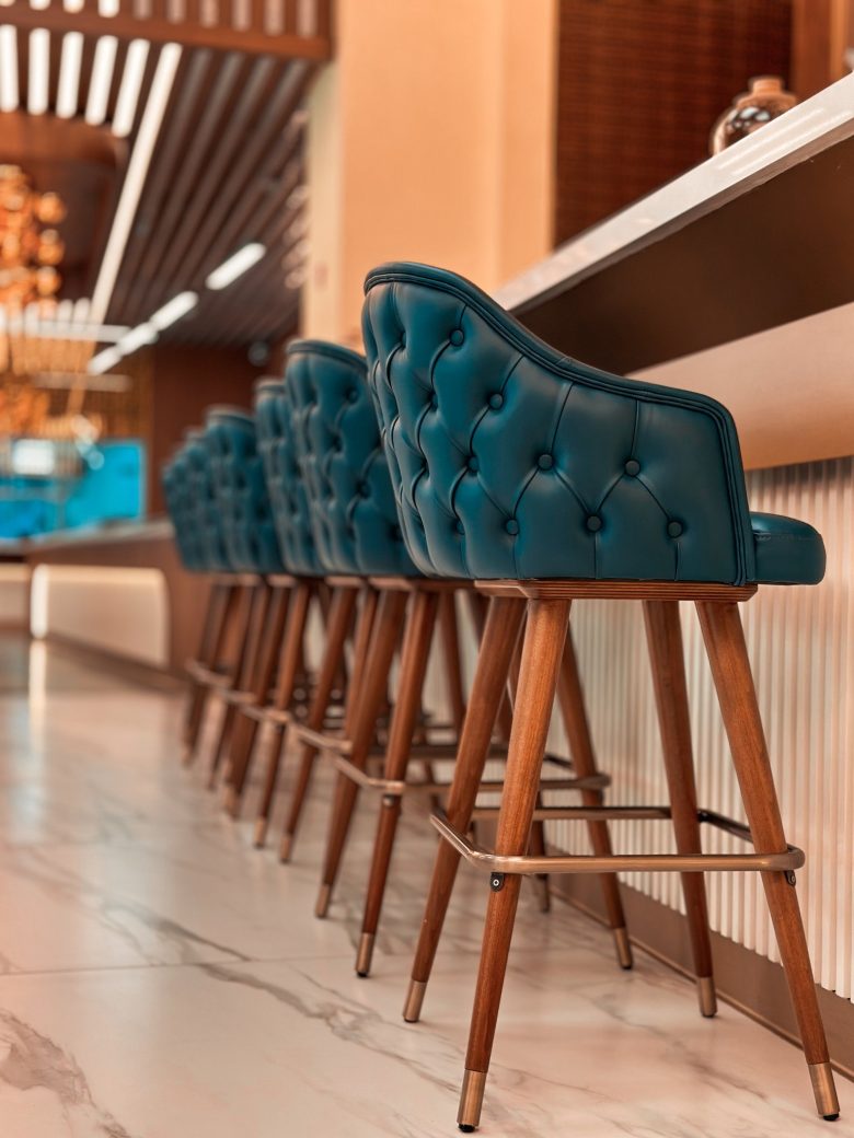 барные стулья