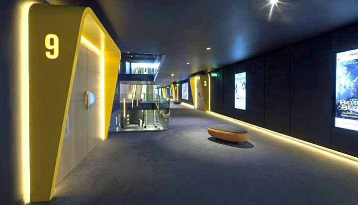 Безупречный интерьер развлекательного центра Centre Beaugrenelle в Париже