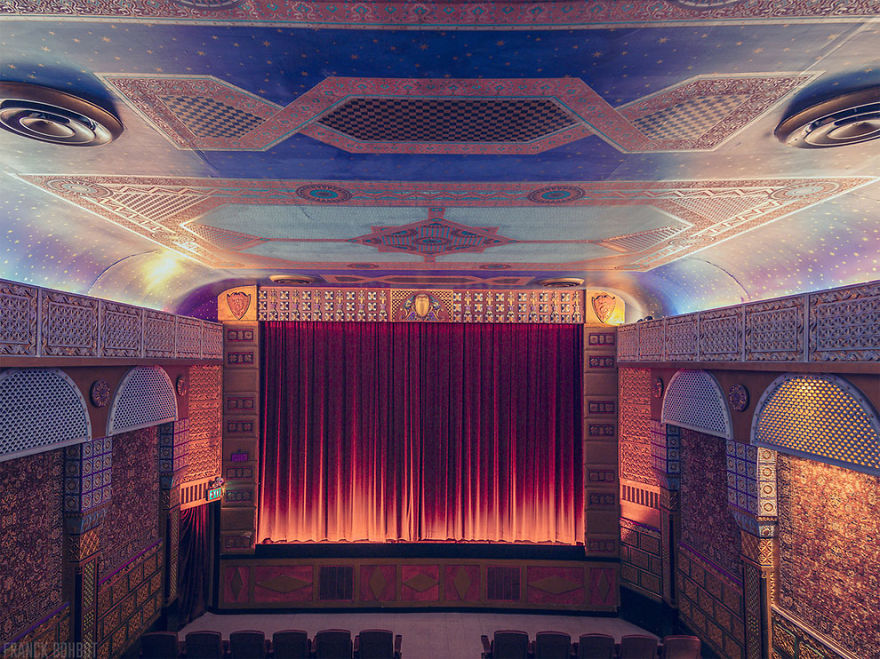 Кинотеатр Grand Lake Theater, Окленд