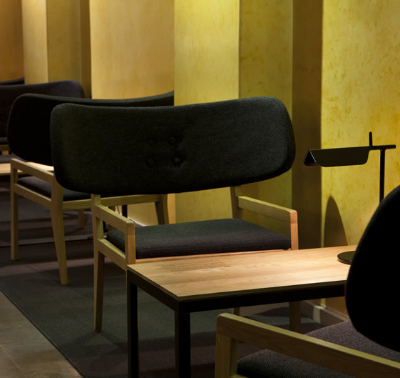 Удобные диваны кафе Jugend в Хельсинки