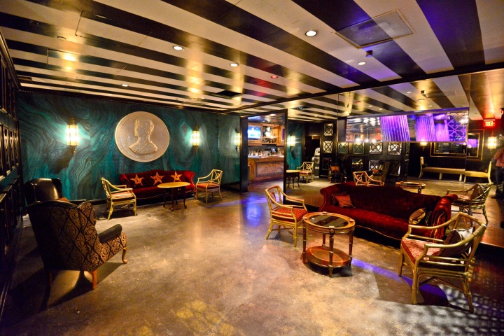 Потрясающий интерьер ночного клуба Capitale Bar and Night Club