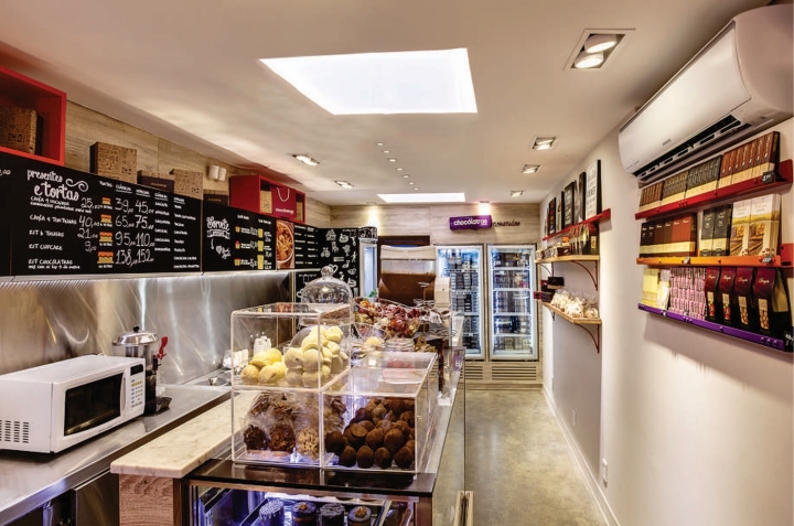 Роскошный интерьер магазина Chocolatras в Порту-Алегри