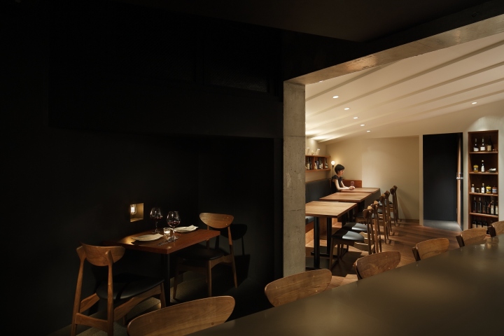 Уютный ресторан Concerto от KuboTsushima Architects в Токио