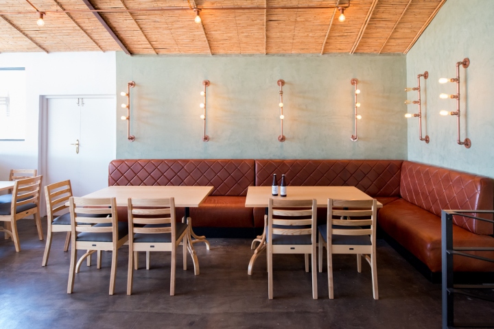 Дизайн гостевой зоны в пивном ресторане в ЮАР