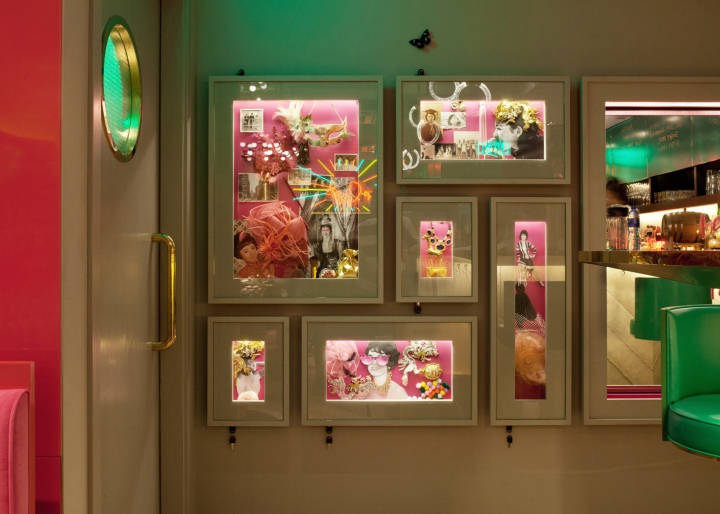 Яркие витрины с сувенирами в дизайне ресторана