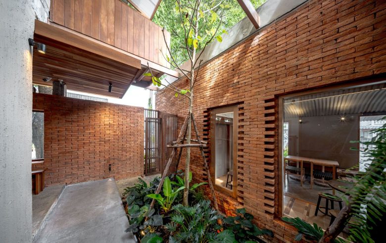 дворик Kunst Ayutthaya