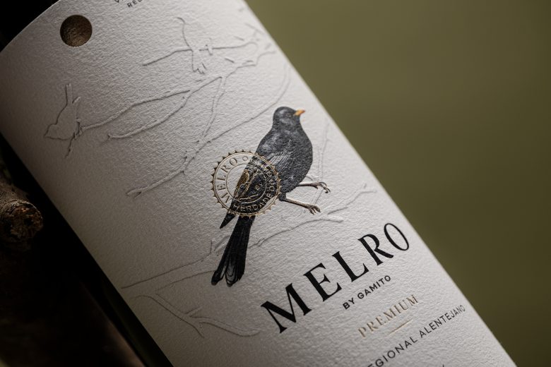 этикетка Мерло джин The Blackbird Singer