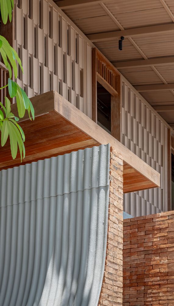 фасад стены Kunst Ayutthaya