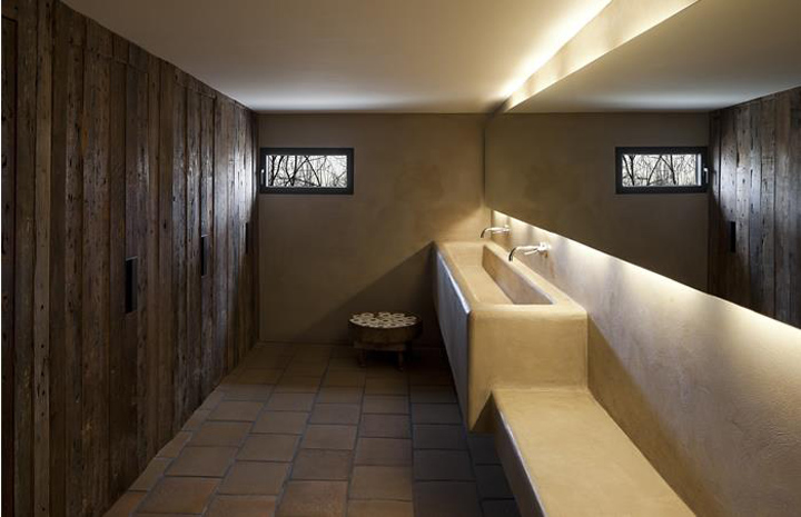 Туалетная комната ресторана Filandon в Испании
