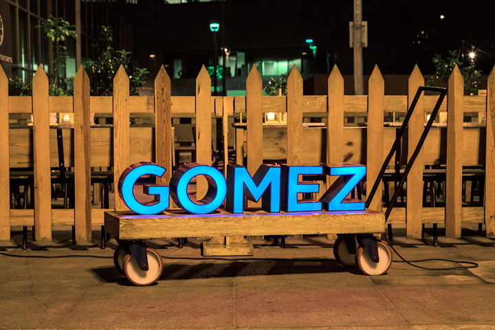 Gomez bar Mexico