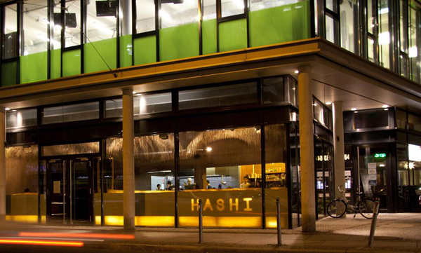 Красивый ресторан Hashi Mori izakaya от Affect Studio в Берлине