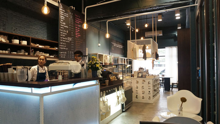 Интерьер кафе Knob в Бангкоке