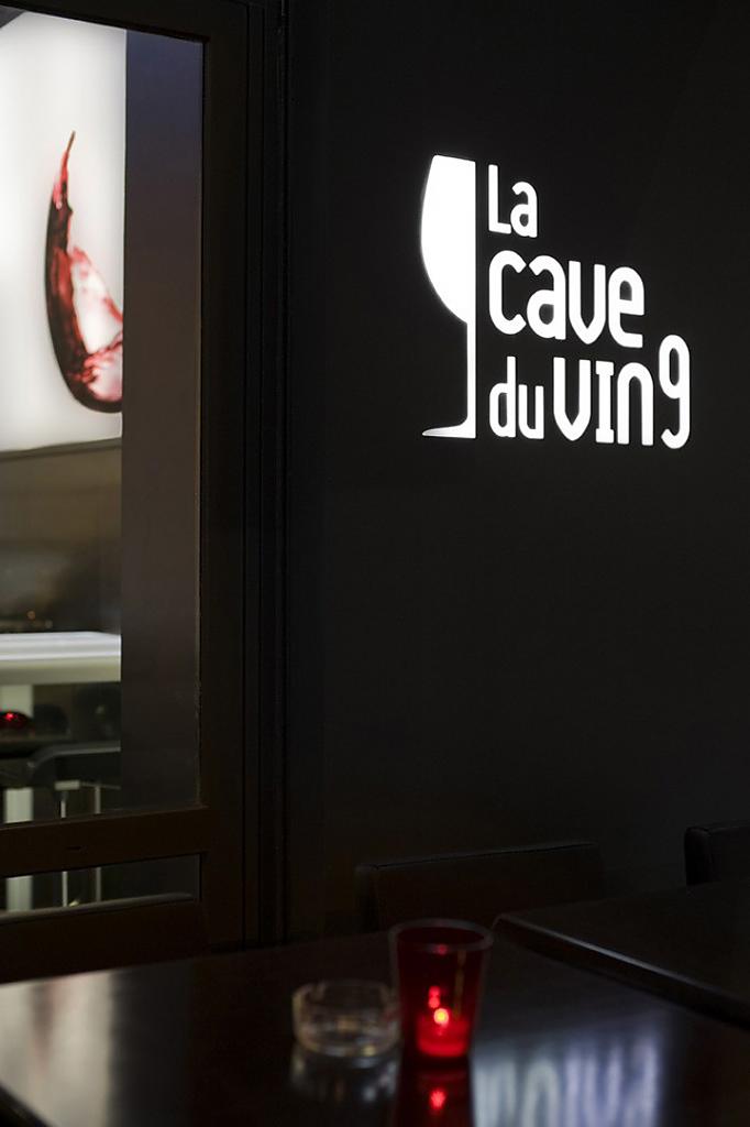 Незабываемый интерьер ресторана La Cave a Vin 9