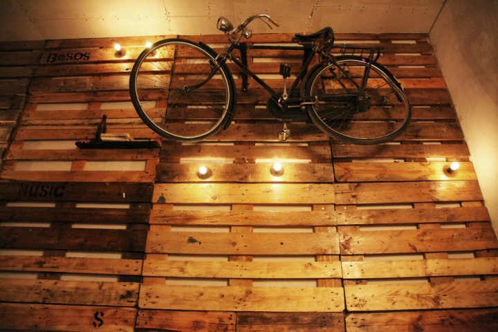 Велосипед в декоративного бара Viejo
