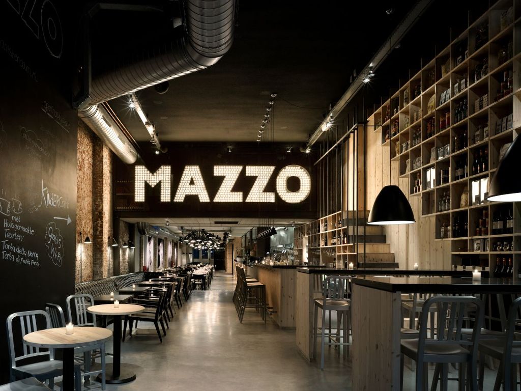 Вывеска ресторана Mazzo от Concrete Architecture Associates