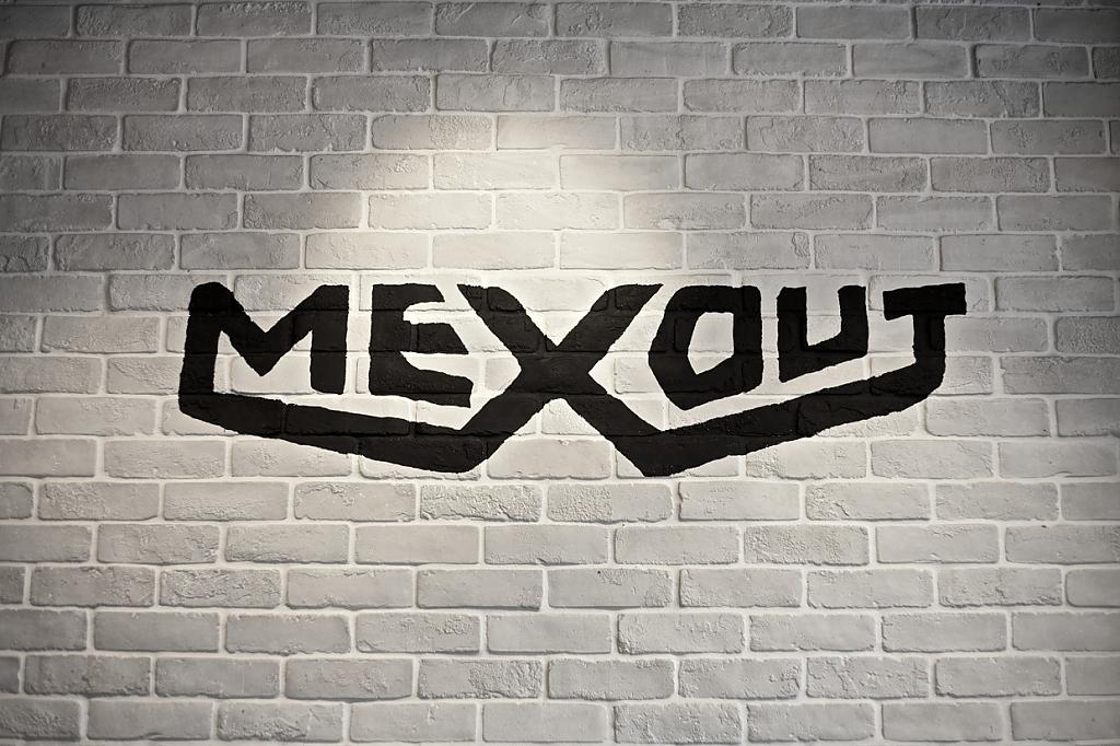 Потрясающий интерьер ресторана Mexout в Сингапуре