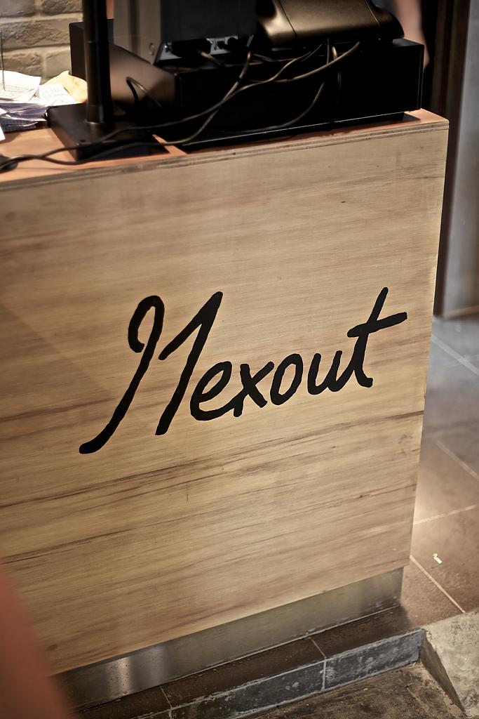 Восхитительный интерьер ресторана Mexout в Сингапуре