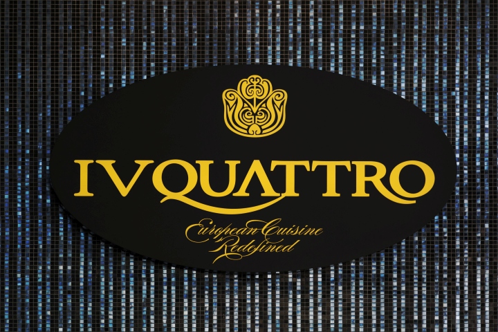 Эмблема ресторана IV Quattro в Дубае
