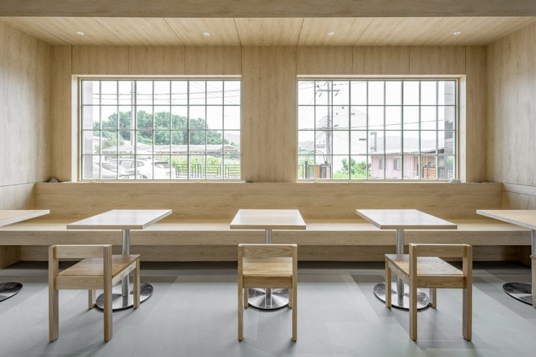 обеденная зона Pawridge с одиночными местами