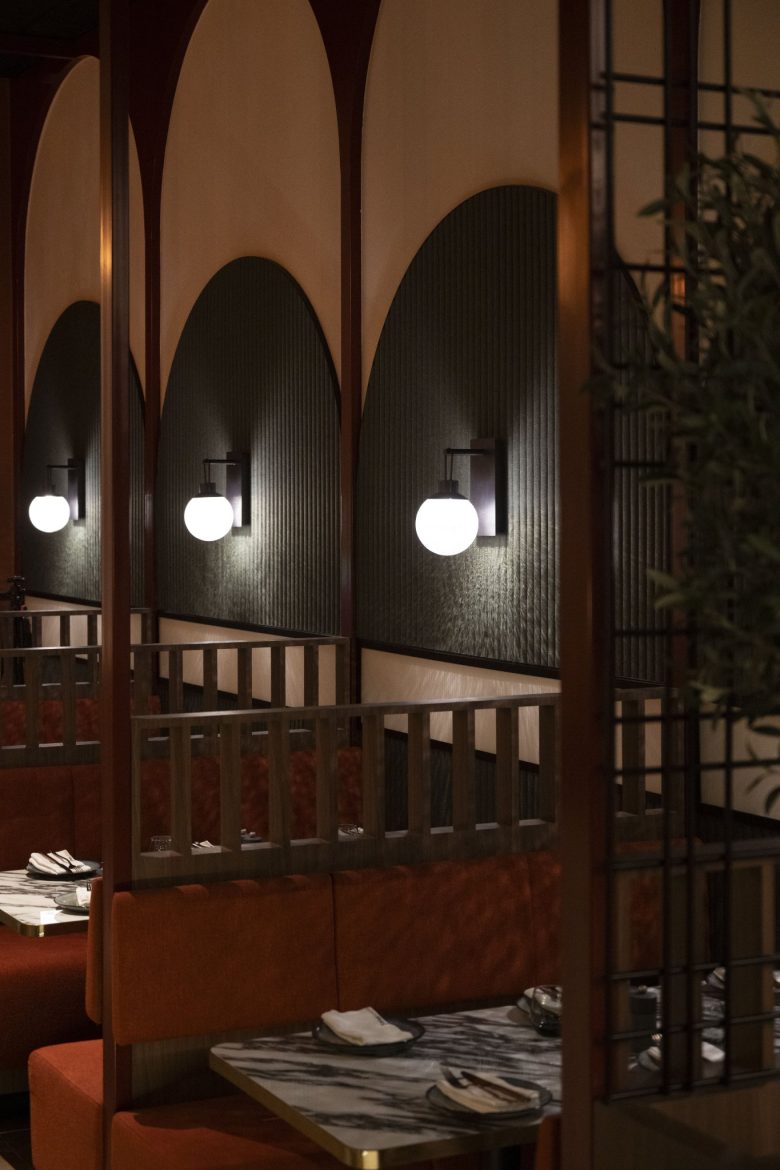 обеденный зал Jones Social в Дубае