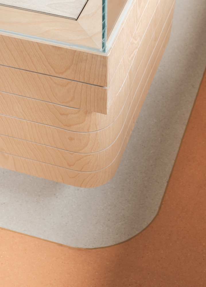 оформление витрины-стойки Horli Baking