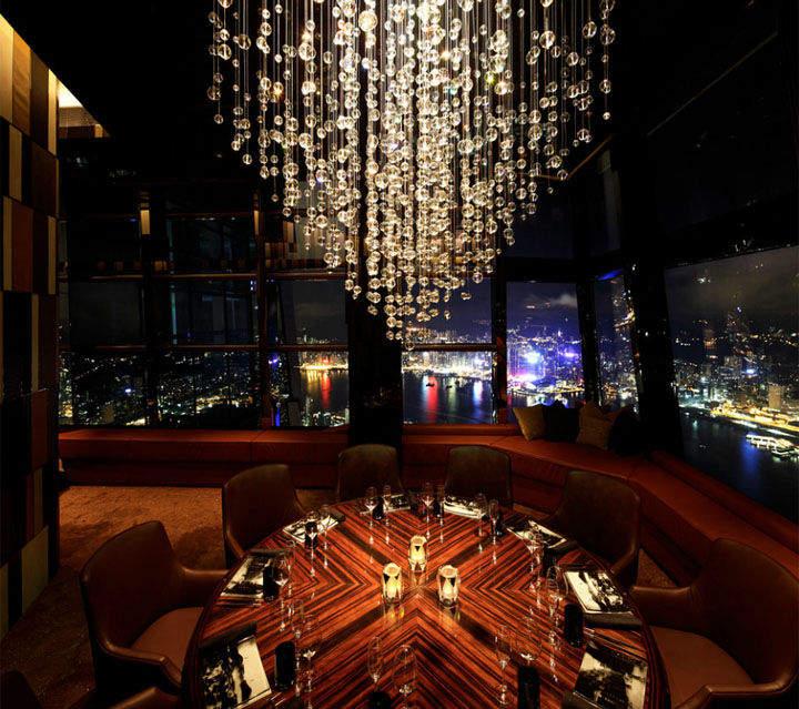 Креативный интерьер ресторана в отеле Ritz-Carlton Hong Kong