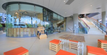 Концепция уважения к природе в разработке дизайна ресторана O2 Café от MAS Studio, Гонконг