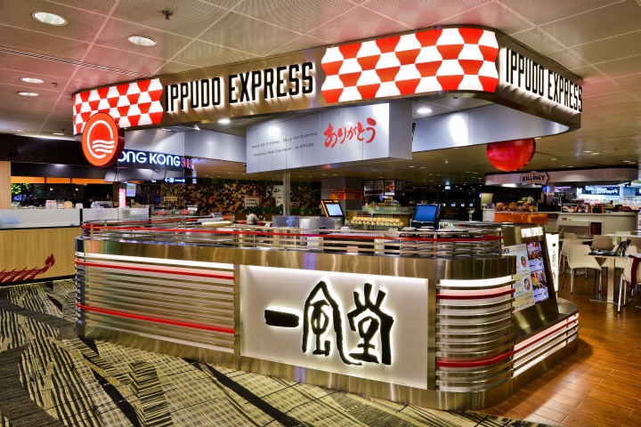 Красивый киоск японской кухни Ippudo Express