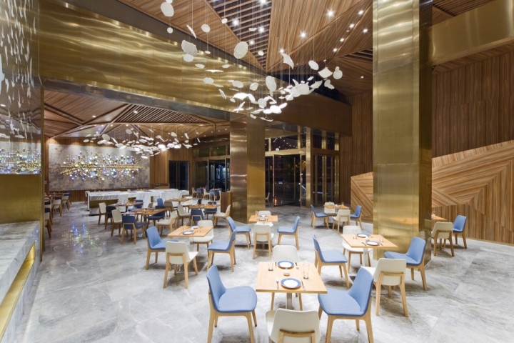 Чудесный дизайн интерьера ресторана Grand Skylight Hotel от PANORAMA в Китае