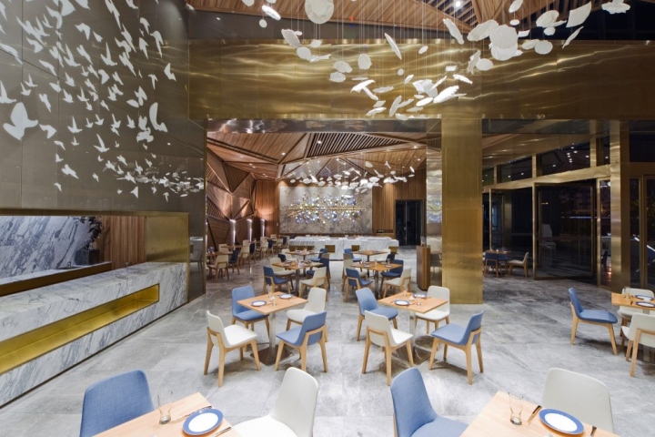 Прекрасный дизайн интерьера ресторана Grand Skylight Hotel от PANORAMA в Китае