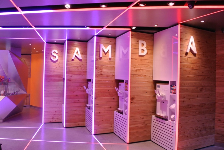 Удивительный интерьер магазина мороженого Samba Swirl в Лондоне