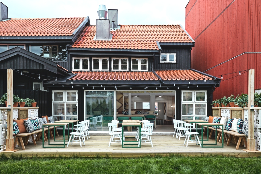 Фасадный вид бара Vino Veritas в Осло