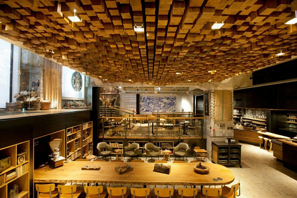 Креативный интерьер кофе-магазина Starbucks Coffee Lab в Амстердаме