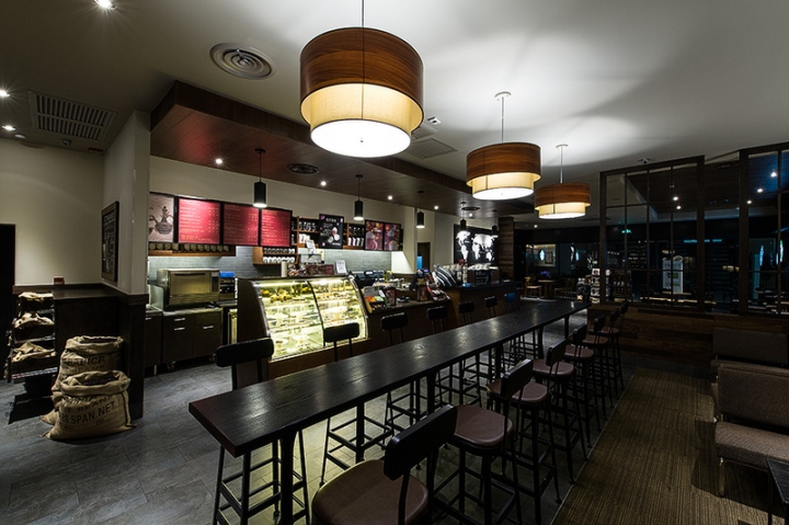 Впечатляющий интерьер кофейни-магазина Starbucks Zhongxing